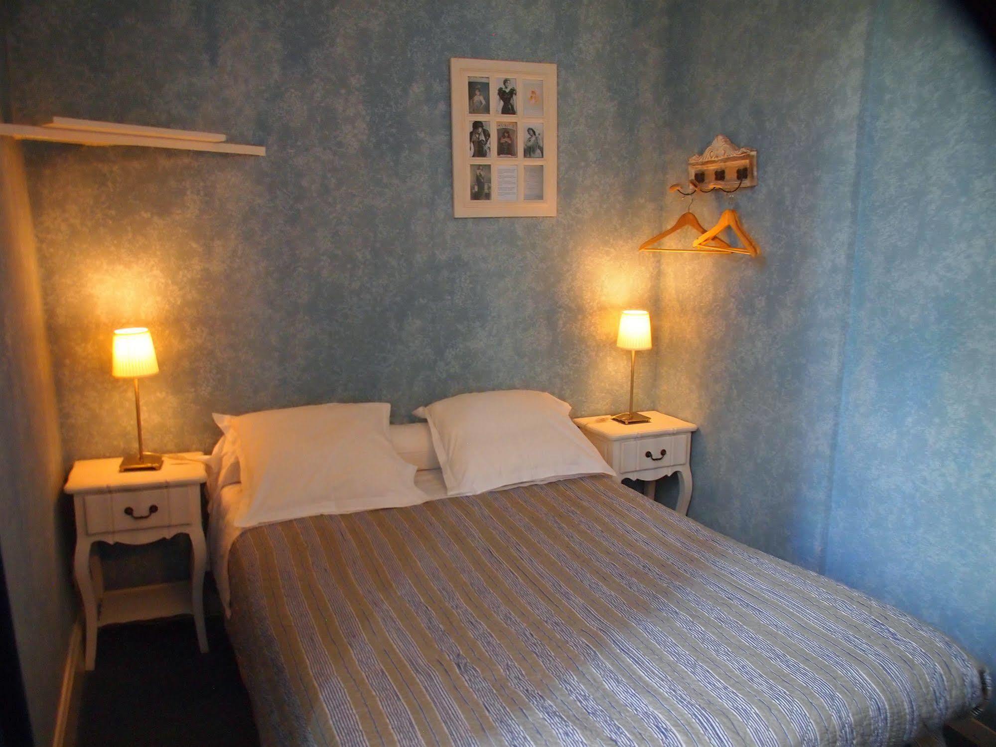 Hotel Emma Calve มีโญ ภายนอก รูปภาพ